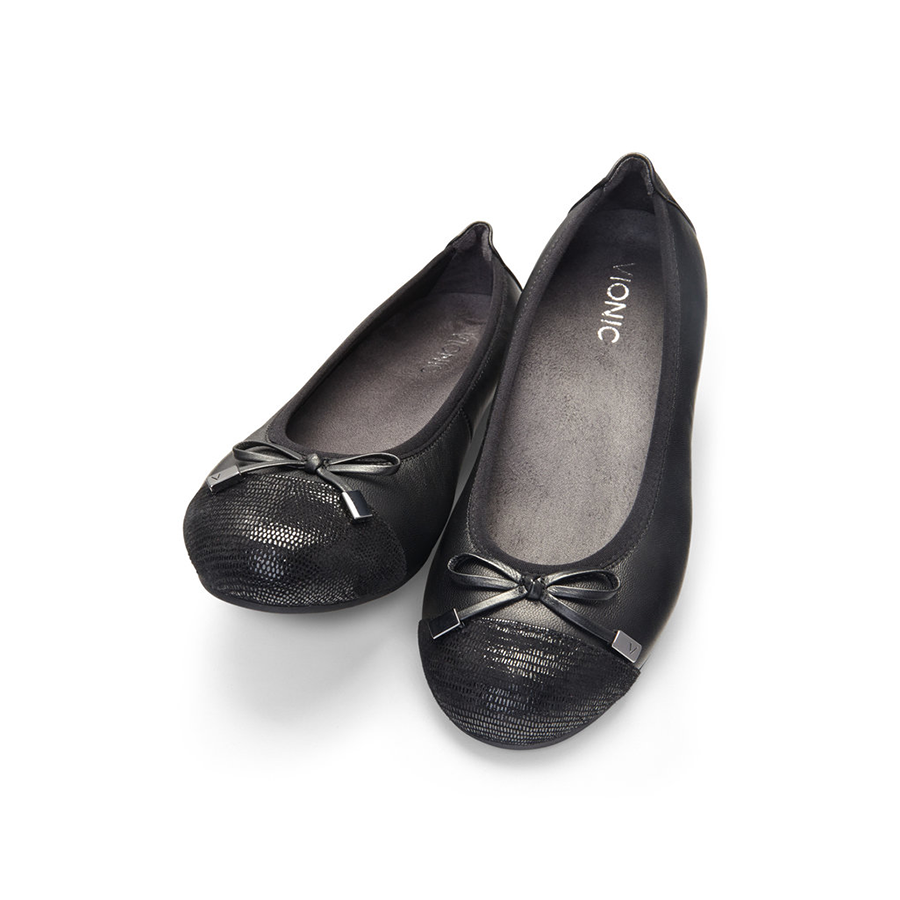 vionic black loafers